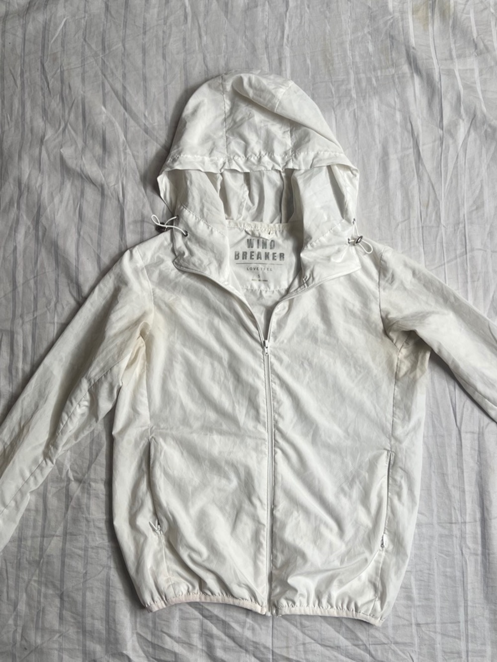 🪞 long sleeve windbreaker hoodie jacket with side pockets